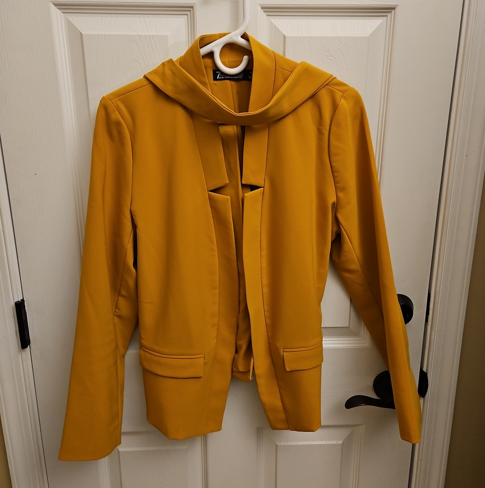 Women's Open-Front Blazer with Attached Scarf